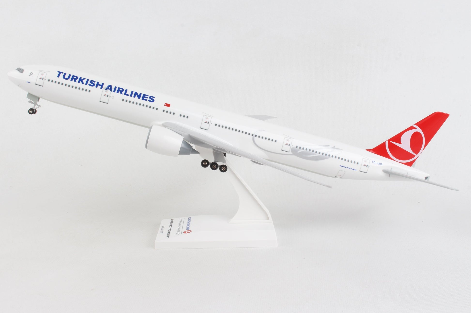 SKR740 SKYMARKS TURKISH 777-300ER 1/200 W/GEAR