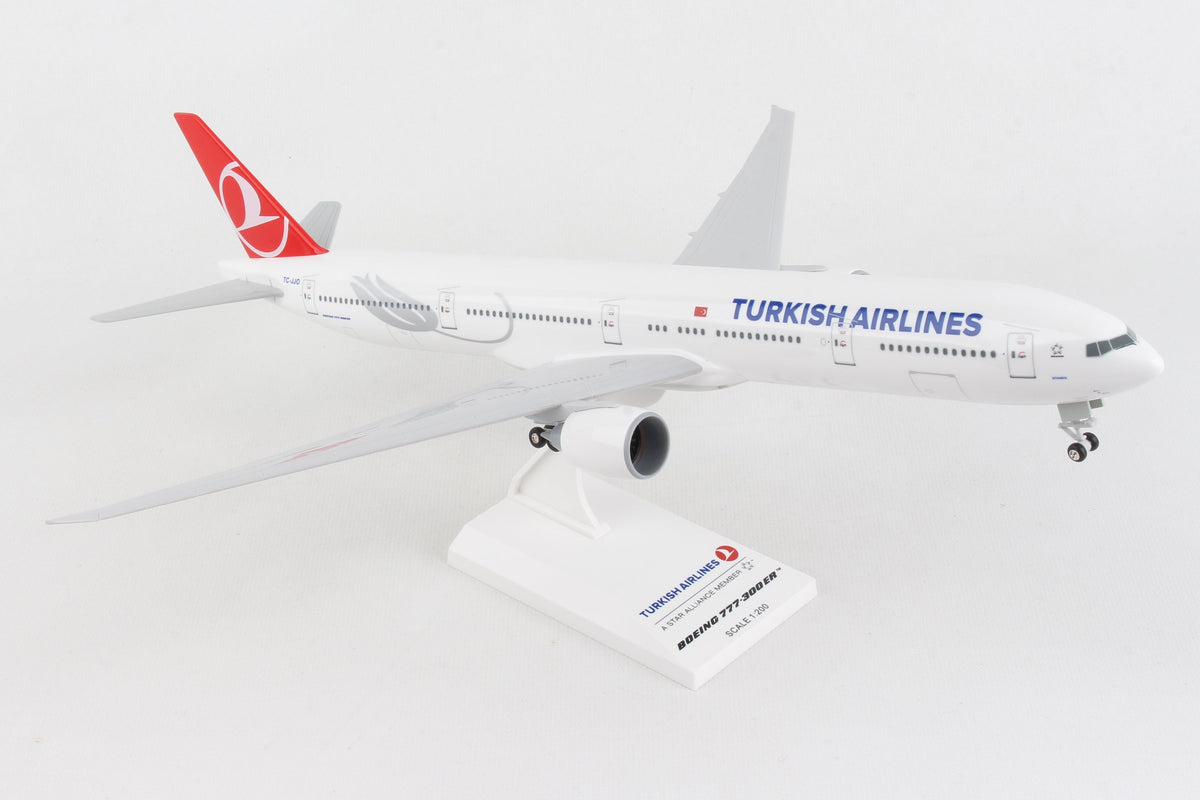 SKR740 SKYMARKS TURKISH 777-300ER 1/200 W/GEAR